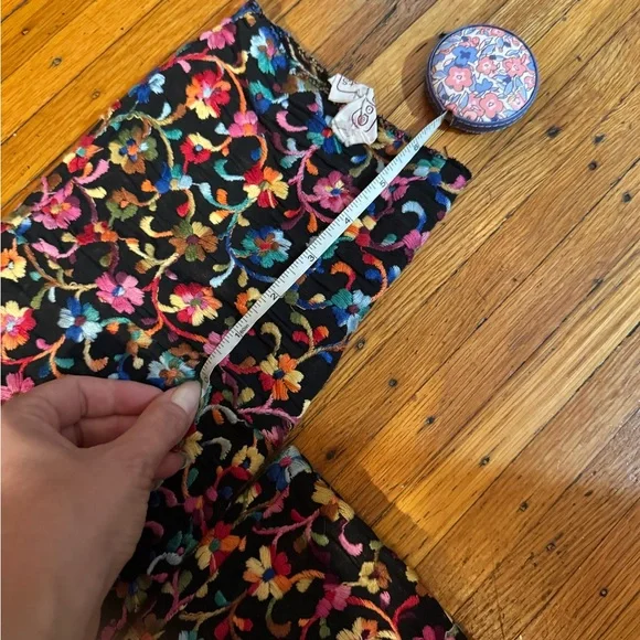 🌸 Vintage 1971 Golo Embroidered Boots – Museum Piece The Met Costume institute - Picture 11 of 15